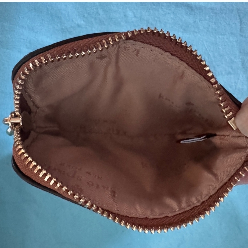 Kate Spade NWOT Brown Crossbody Bag w/matching Sm. Pouch & Stiped Guitar Strap - Picture 6 of 6